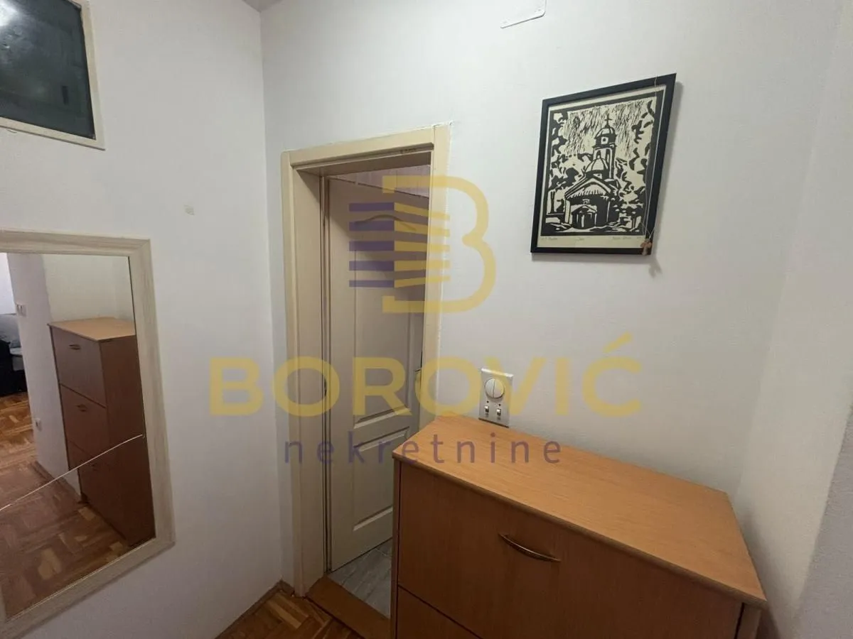 Rent, one bedroom apartment, 30m², Žarkovo, Beograd