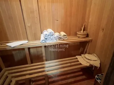 Izdavanje, kuća, 220m², Savski Venac, Beograd - image 6