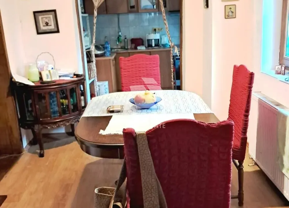 Prodaja, kuća, 52m², Uciteljsko Naselje, Zvezdara Sve Podlokacije