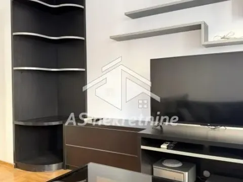 Rent, three bedroom apartment, 69m², Palilula Sve Podlokacije, Beograd - image 4