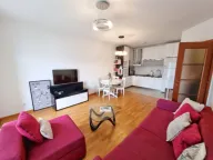 Izdavanje, jednosoban stan, 50m², City Kvart, Podgorica - image 1