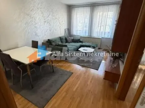 Rent, apartment, 44m², Đeram Pijaca, Beograd - image 2