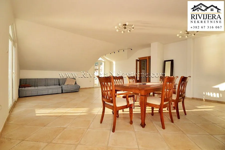 Prodaja, trosoban stan, 128m², Topla, Herceg Novi