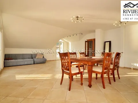 Prodaja, trosoban stan, 128m², Topla, Herceg Novi - image 1