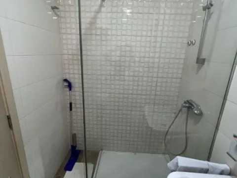 Izdavanje, jednosoban stan, 47m², City Kvart, Podgorica - image 11