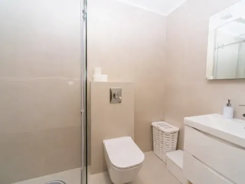 Izdavanje, jednosoban stan, 45m², City Kvart, Podgorica - image 4