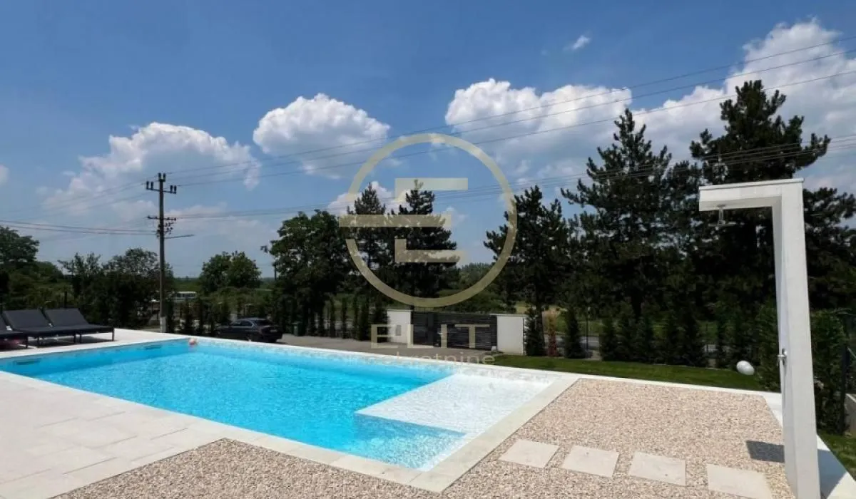 Sale, house, 253m², Beočić, Rekovac
