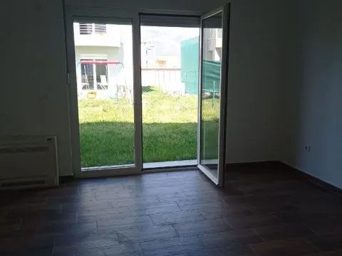 Prodaja, kuća, 300m², Bijelo Polje, Crna Gora - image 4