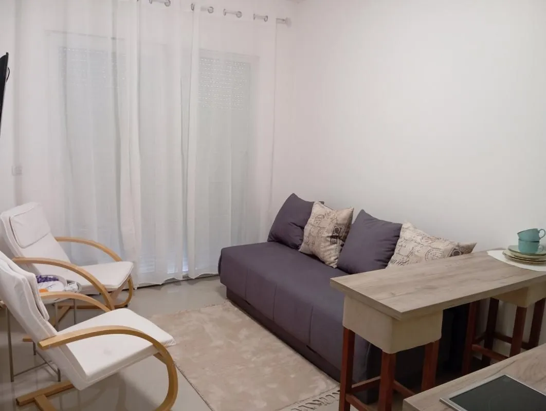Sale, studio apartment, 40m², Šušanj, Bar