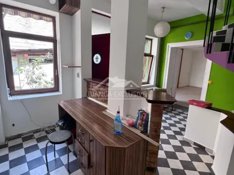 Prodaja, stan, 166m², Vračar Sve Podlokacije, Beograd - image 5