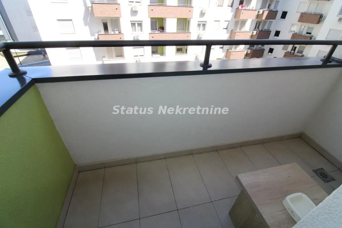 Prodaja, četvorosoban stan, 95m², Podbara, Novi Sad Sve Podlokacije