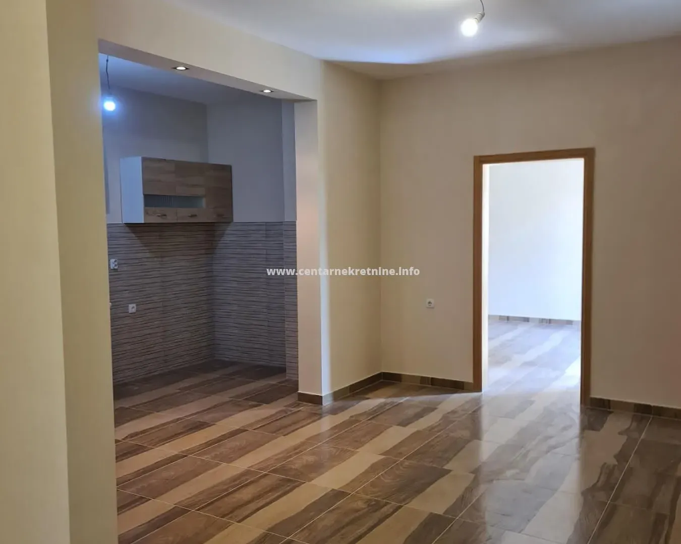 Prodaja, kuća, 110m², Stanjevića Rupa, Podgorica