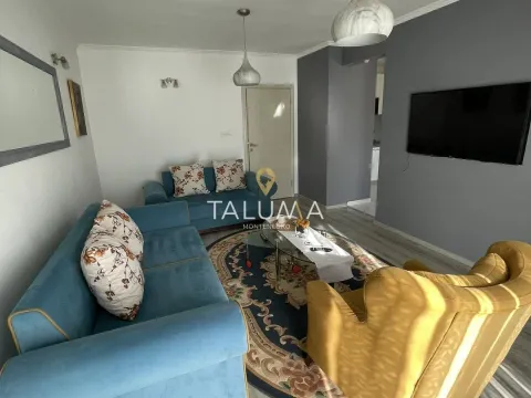 Izdavanje, kuća, 150m², Masline, Podgorica - image 2