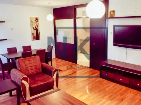 Rent, one bedroom apartment, 60m², Blok 5, Podgorica - image 7