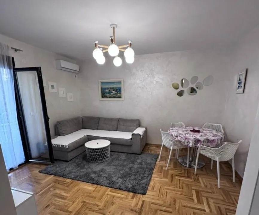 Prodaja, jednosoban stan, 42m², Bečići, Budva