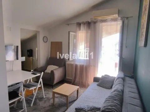 Stan in Voždovac Sve Podlokacije