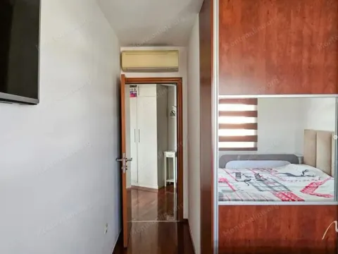 Prodaja, dvosoban stan, 56m², Stari Aerodrom, Podgorica - image 16