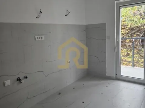 Prodaja, trosoban stan, 80m², Mali Mokri Lug, Zvezdara Sve Podlokacije - image 7