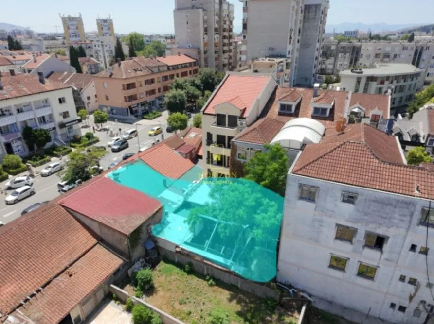 Sale, land lot, 213m², Centar, Podgorica