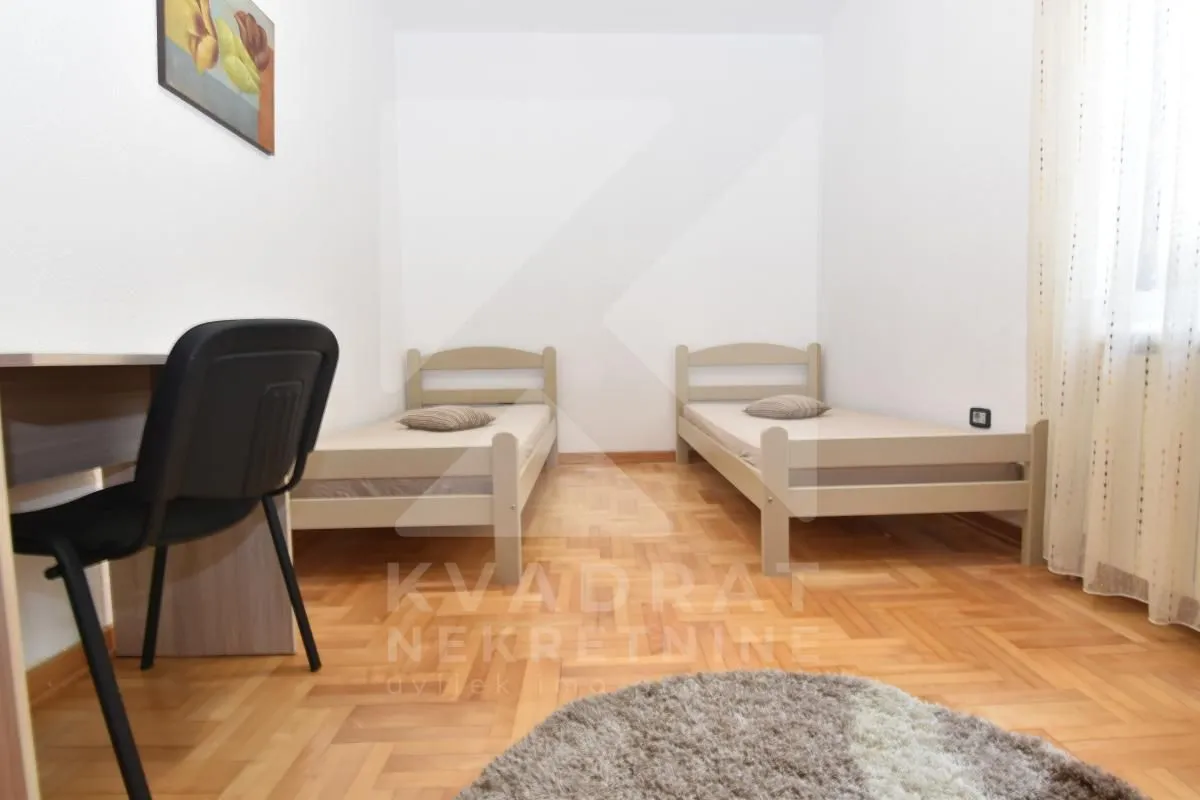Izdavanje, četvorosoban stan, 150m², Stari Aerodrom, Podgorica