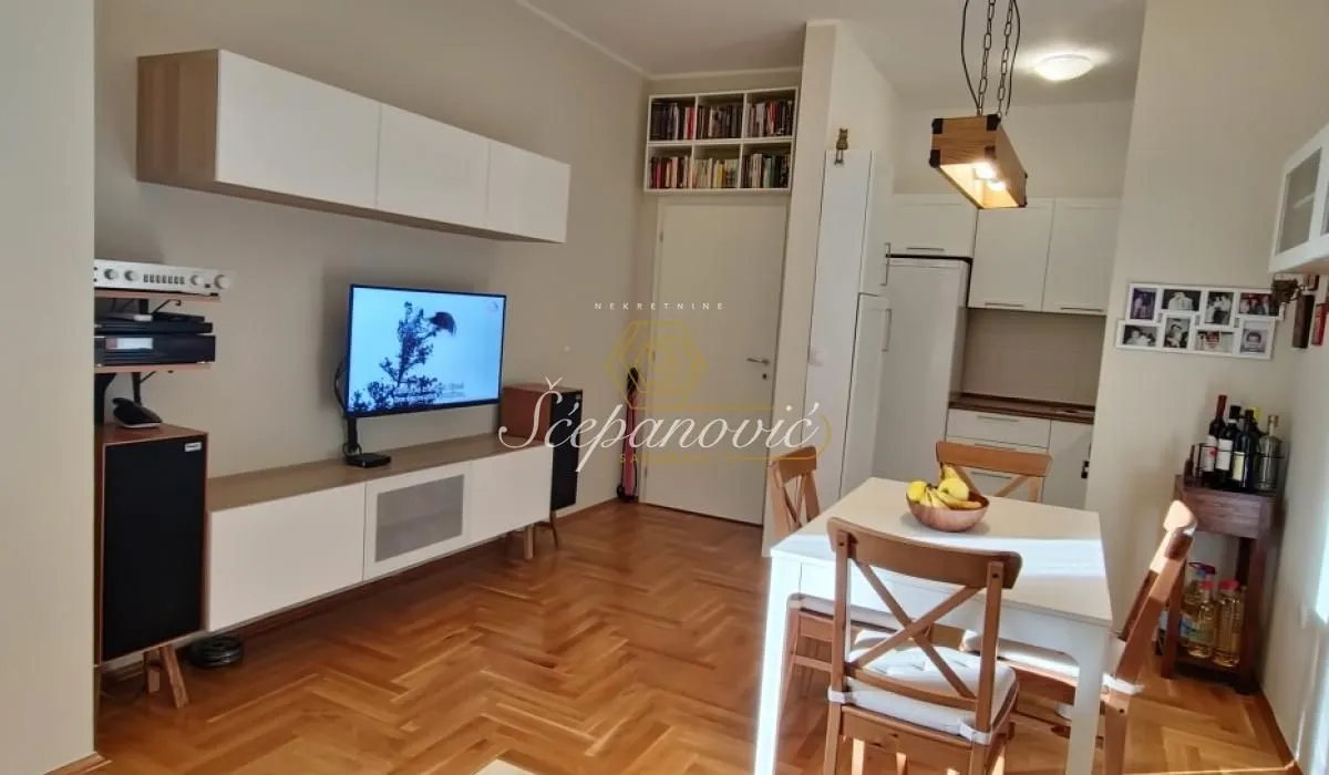 Prodaja, trosoban stan, 62m², Telep južni, Novi Sad Sve Podlokacije