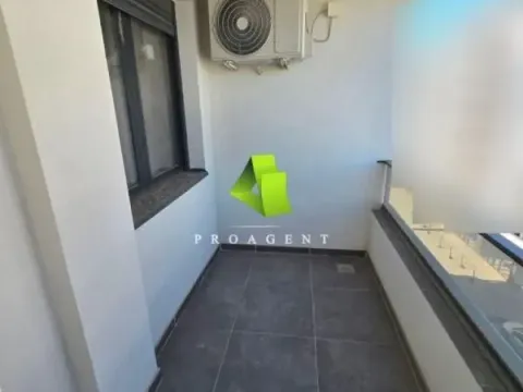 Sale, two bedroom apartment, 70m², Pantelej, Niš - image 12