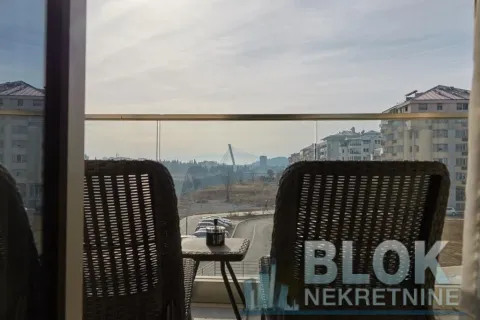Izdavanje, trosoban stan, 106m², Preko Morače, Podgorica - image 9