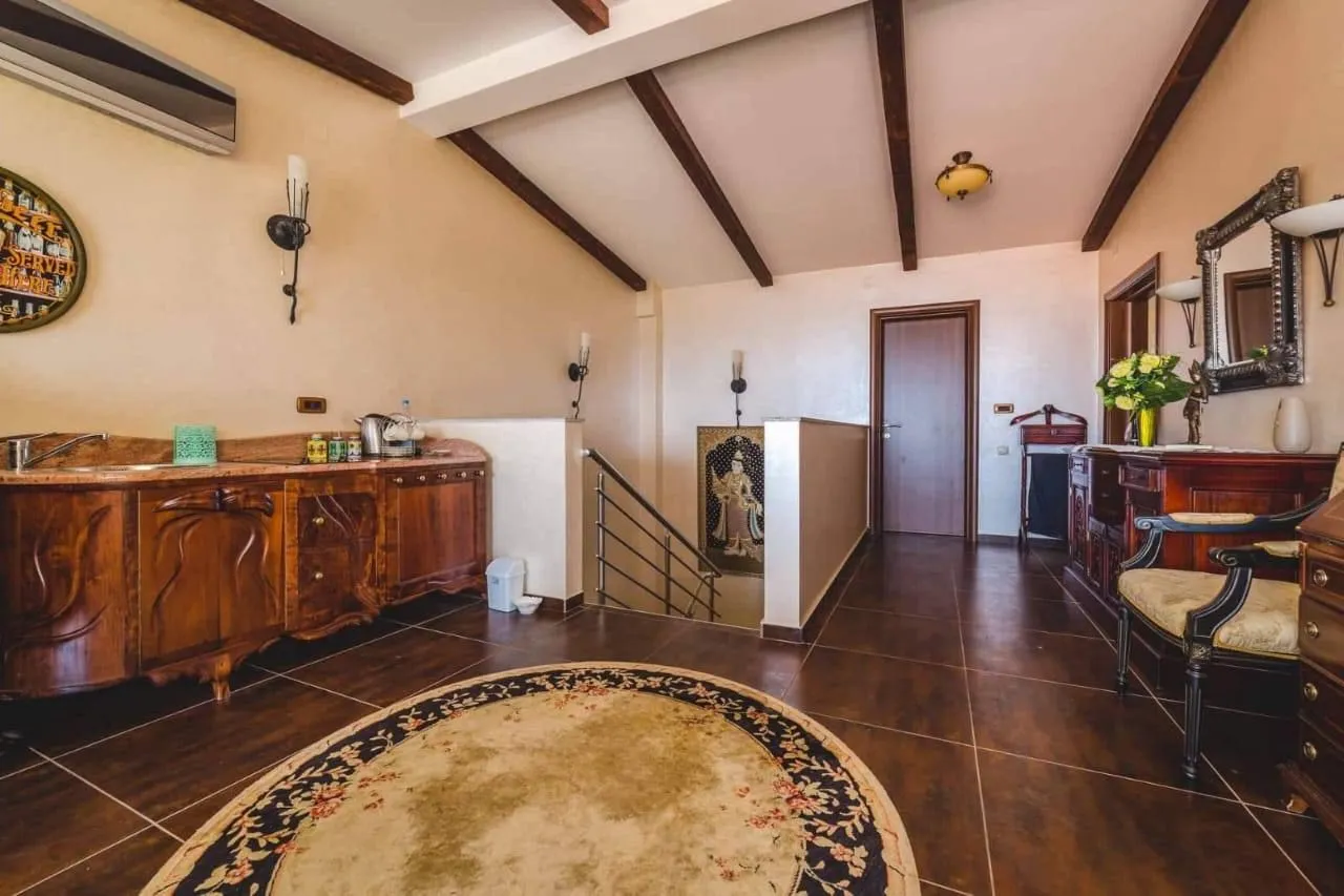 Sale, house, 200m², Bečići, Budva