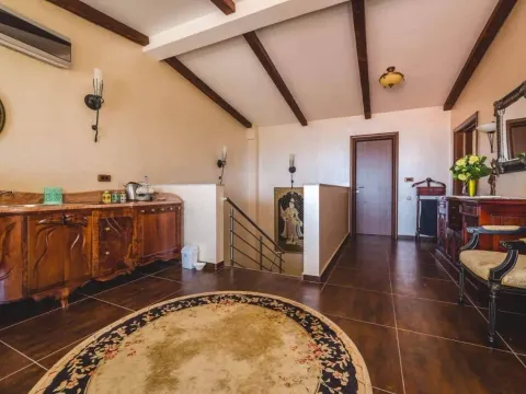 Sale, house, 200m², Bečići, Budva - image 4