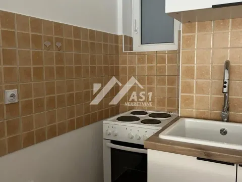 Izdavanje, dvosoban stan, 45m², Grbavica, Novi Sad Sve Podlokacije - image 5