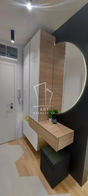 Sale, two bedroom apartment, 61m², Kanarevo Brdo, Beograd