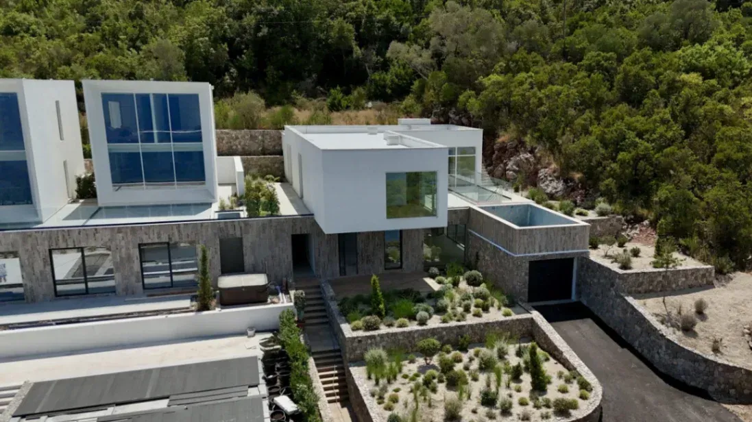 Prodaja, kuća, 350m², Krašići, Tivat