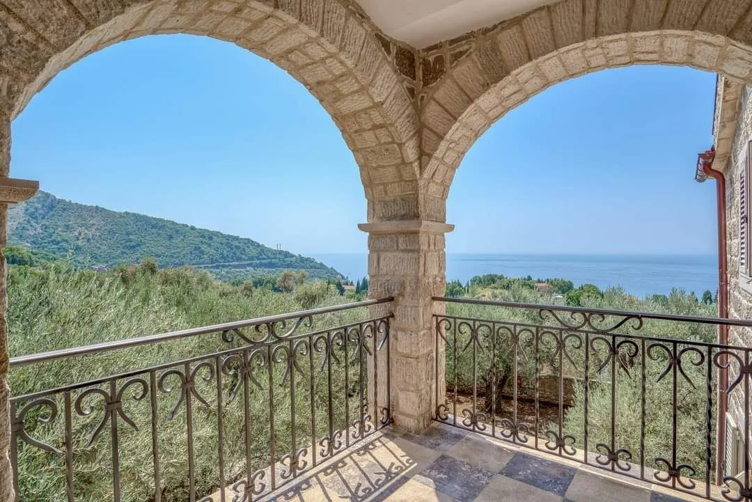 Sale, house, 500m², Reževići, Budva