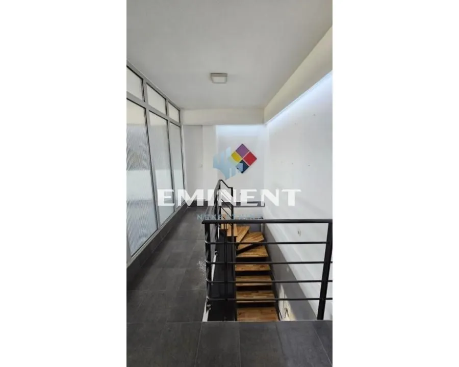 Rent, office space, 110m², Zemun Sve Podlokacije, Beograd
