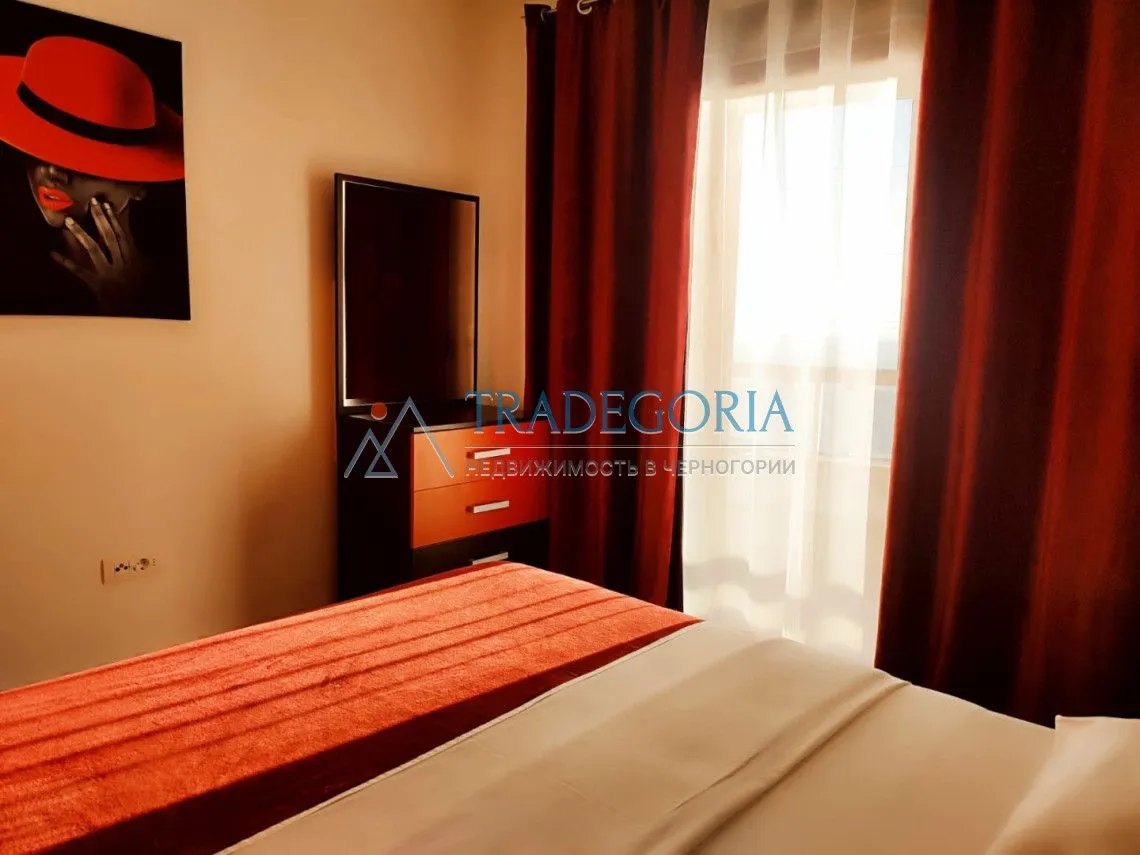 Prodaja, jednosoban stan, 63m², Dobra Voda, Bar