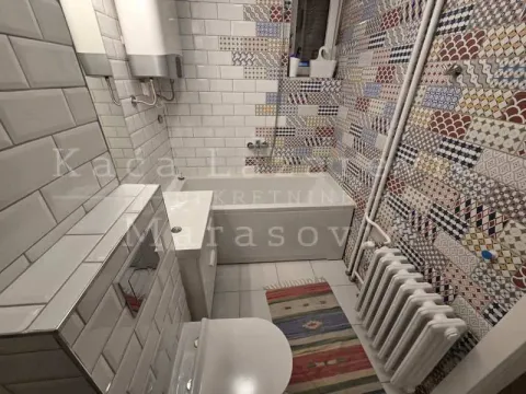 Izdavanje, četvorosoban stan, 99m², Gundulićev Venac, Beograd - image 20