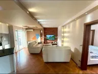 Izdavanje, trosoban stan, 96m², Savski Venac, Beograd - image 1