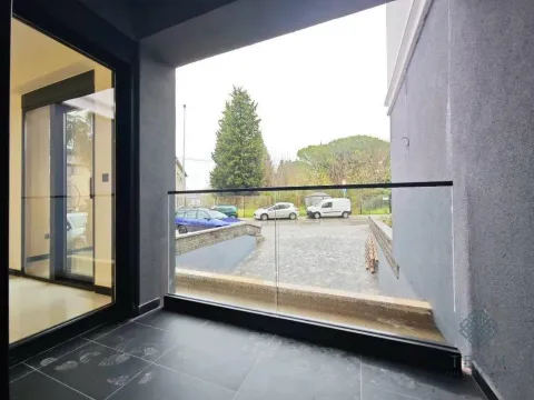 Rent, office space, 42m², Zagorič, Podgorica - image 12