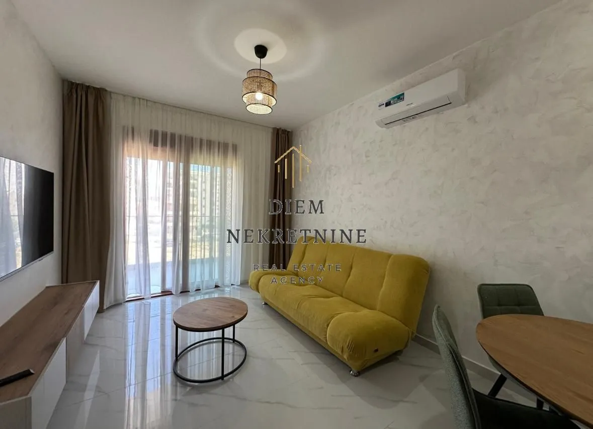 Rent, one bedroom apartment, 47m², Šušanj, Bar