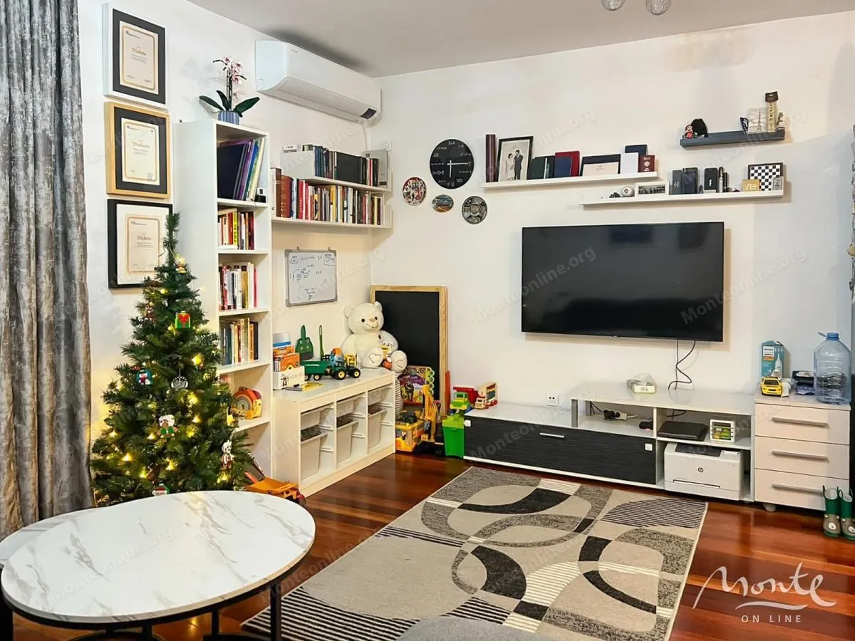 Prodaja, jednosoban stan, 58m², Central Point, Podgorica