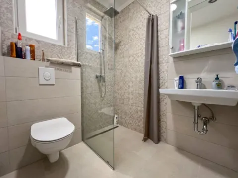 Sale, one bedroom apartment, 42m², Đenovići, Herceg Novi - image 9