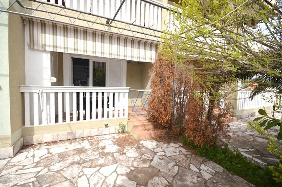 Sale, one bedroom apartment, 34m², Đenovići, Herceg Novi