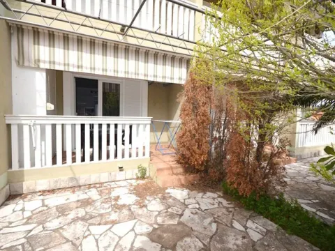 Prodaja, jednosoban stan, 34m², Đenovići, Herceg Novi