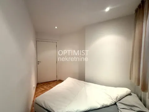 Rent, two bedroom apartment, 40m², Stari Grad, Beograd - image 9