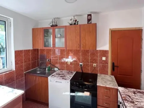 Rent, two bedroom apartment, 100m², Tološi, Podgorica - image 5