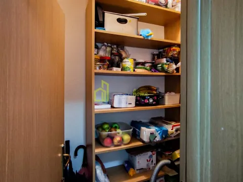 Prodaja, kuća, 180m², Donja Gorica, Podgorica - image 23