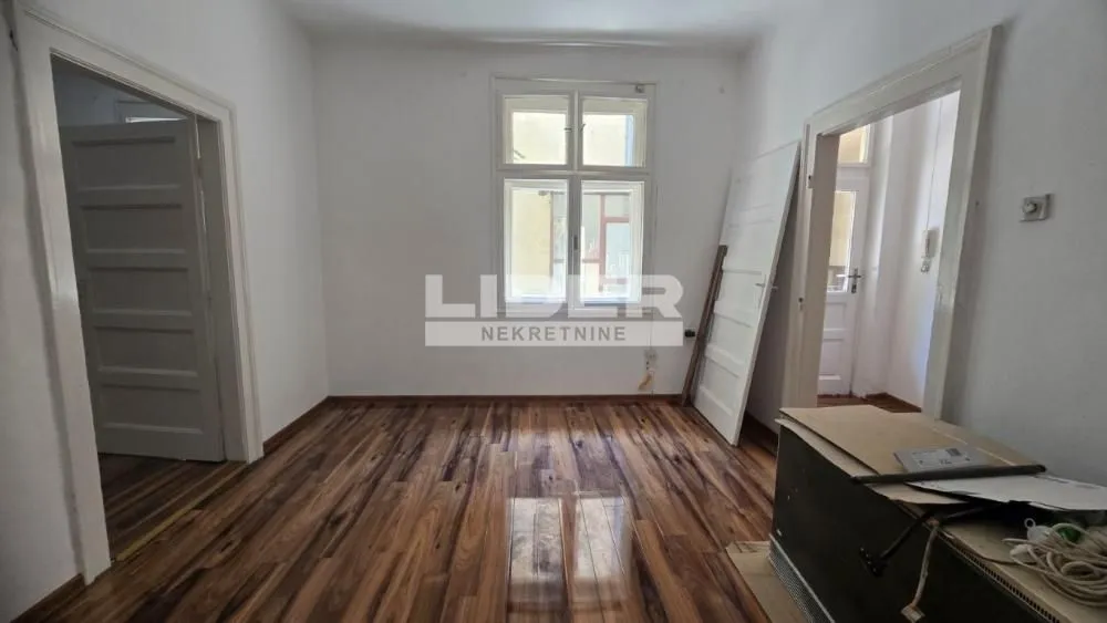 Sale, two bedroom apartment, 68m², Južni Bulevar, Vračar Sve Podlokacije