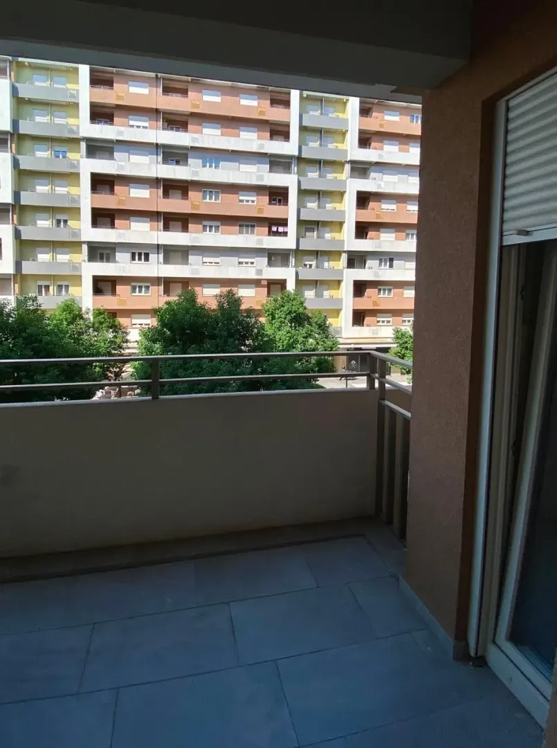 Prodaja, jednosoban stan, 49m², Central Point, Podgorica