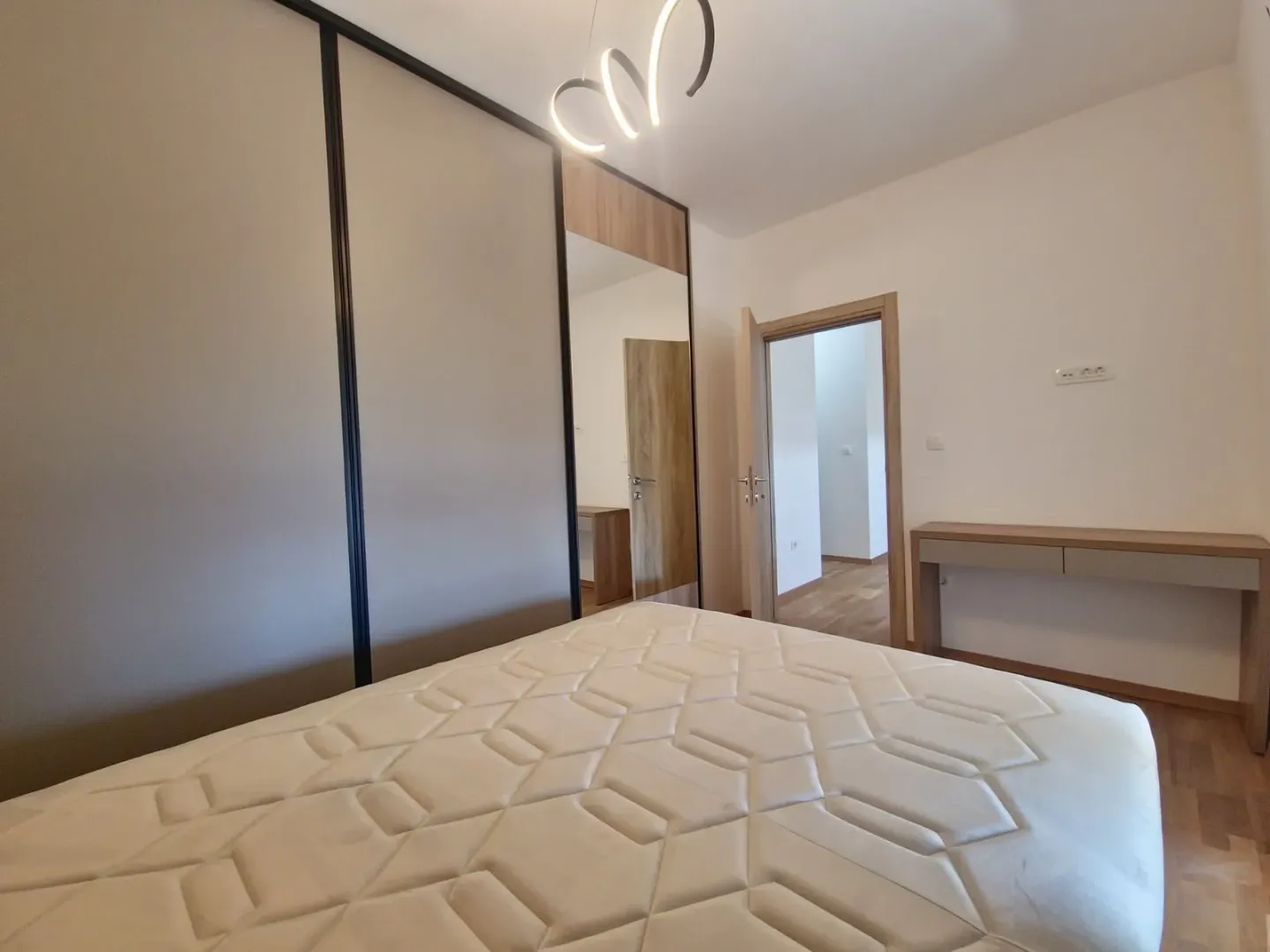 Rent, two bedroom apartment, 58m², Bečići, Budva