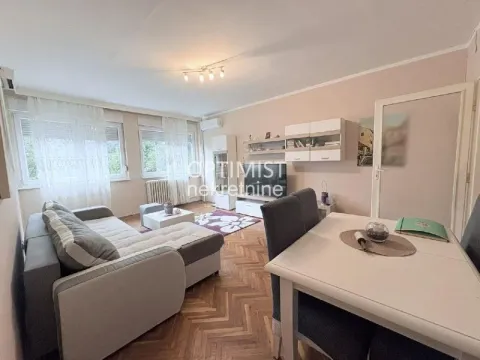 Izdavanje, dvosoban stan, 70m², Novi Beograd Sve Podlokacije, Beograd